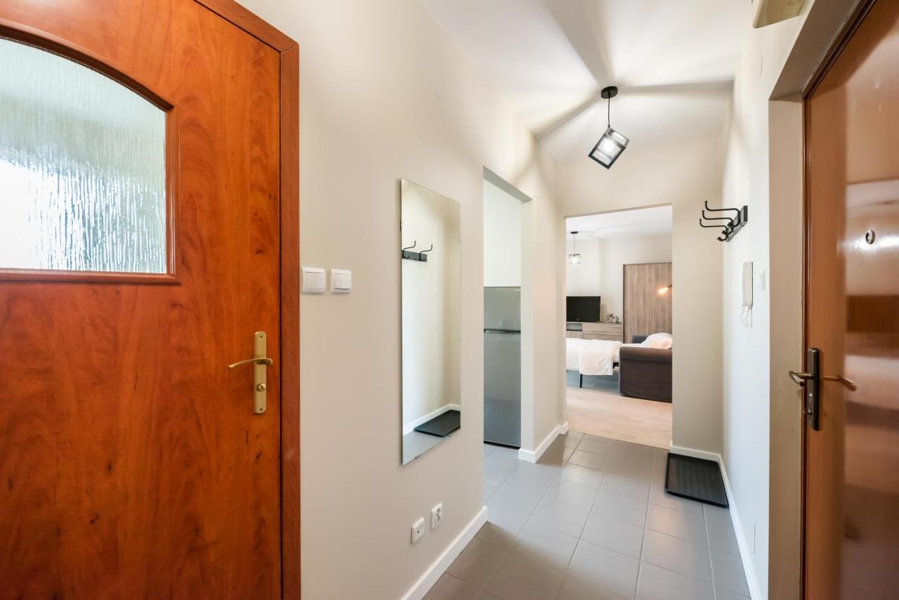 Ursus Pleasant Apartment Warsawa Bagian luar foto